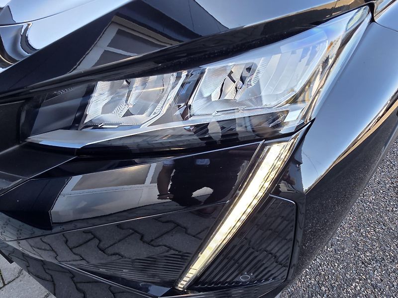 Peugeot 408 (2025) Hybrid e-DCS 145 ALLURE EAT6 - fotka 31 z 32
