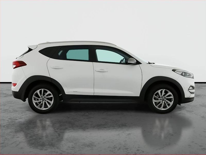 Hyundai Tucson (2017) 1.7 CRDi, Serv.kniha, Tempomat - fotka 6 z 18