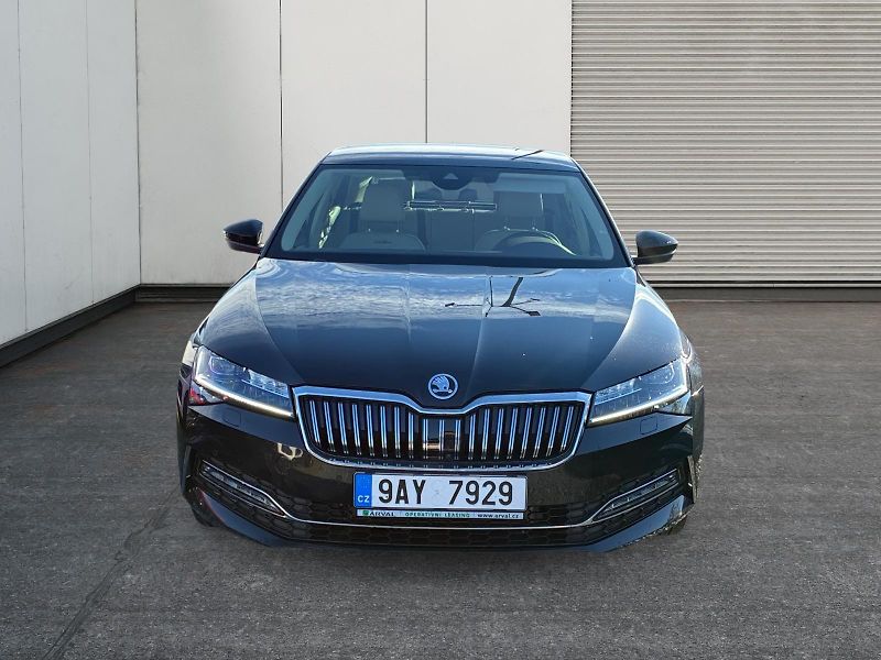 Škoda Superb (2023) L&K 2.0TDI 147kW DSG DPH CZ - fotka 2 z 11