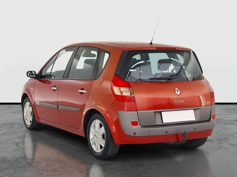 Renault Scénic (2003) 1.9 dCi, po STK, Tažné, Klima - fotka 4 z 17