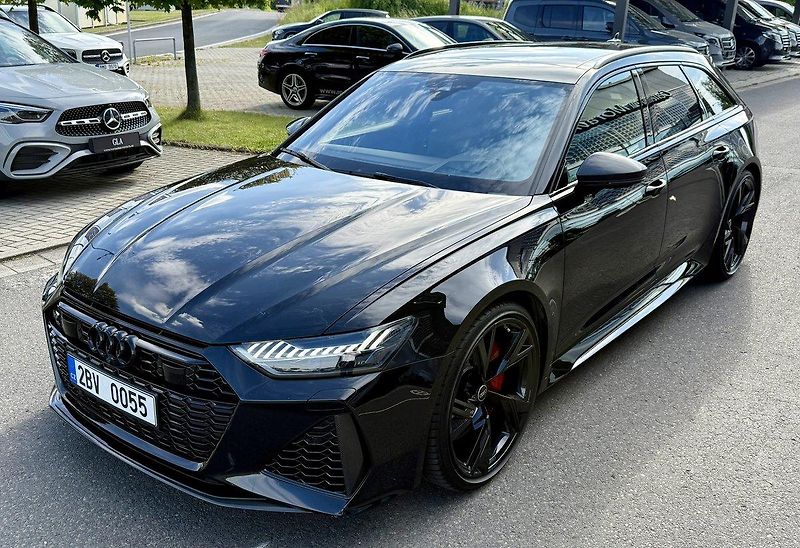 Audi RS 6 (2022) Avant TFSI 441 kW quattro - fotka 51 z 53
