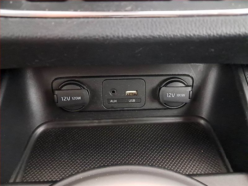 Kia Sportage (2015) 1.6 GDI, Tempomat - fotka 13 z 16