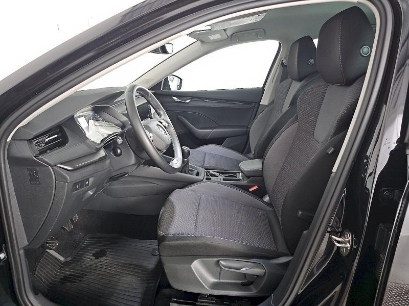 Škoda Octavia (2023) Combi 2.0TDI 85kw AMBITION - fotka 6 z 27
