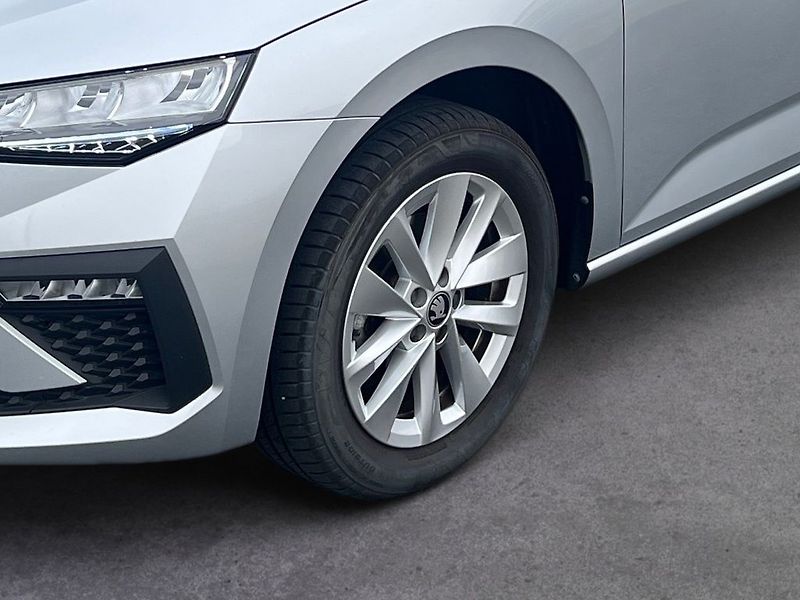 Škoda Scala Selection 1.0 TSI 85 kW - fotka 30 z 30