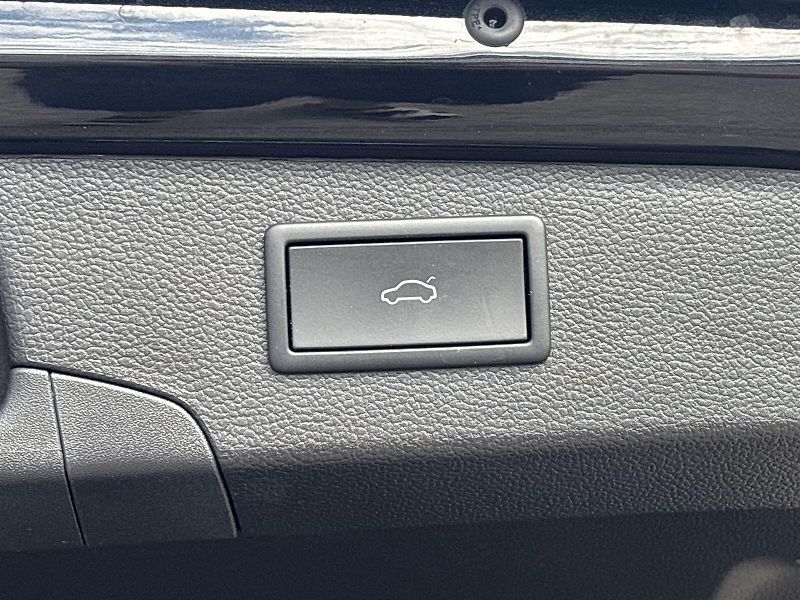 Škoda Superb (2024) Combi 2.0 TDI DSG L&K - fotka 25 z 33