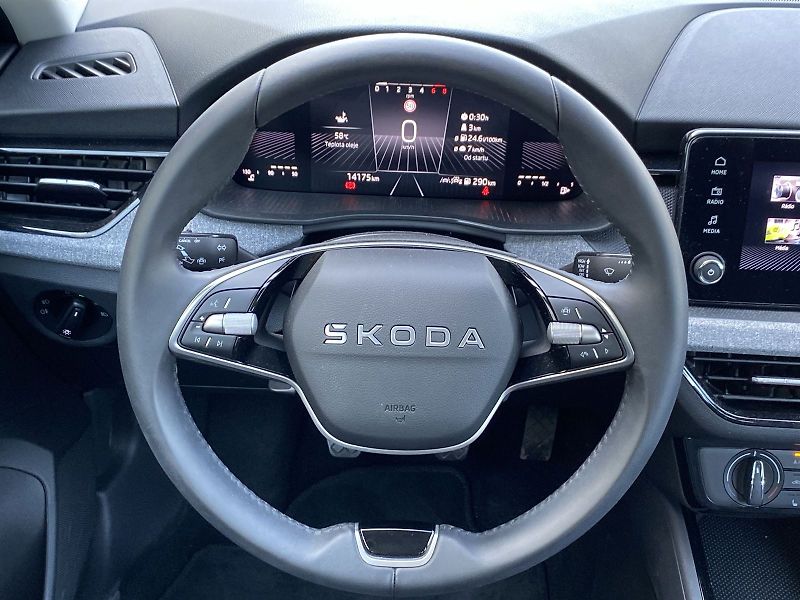 Škoda Scala (2025) 1.0 TSI Selection - fotka 6 z 31