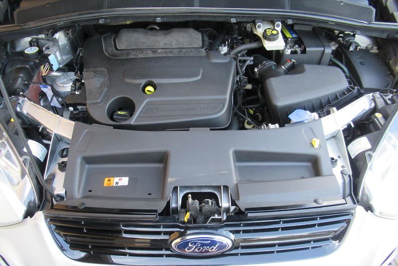 Ford S-MAX 2.0 TDCi AUT. KLIMA TAŽNÉ - fotka 22 z 23