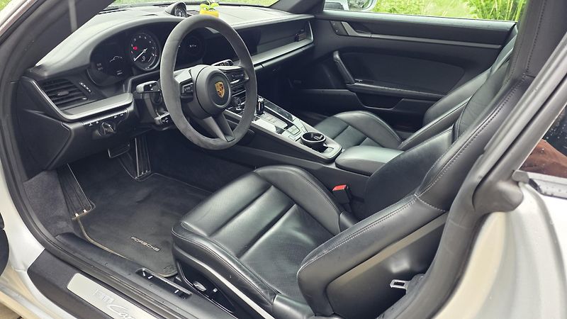 Porsche 911 (2022) S plný servis - fotka 10 z 18