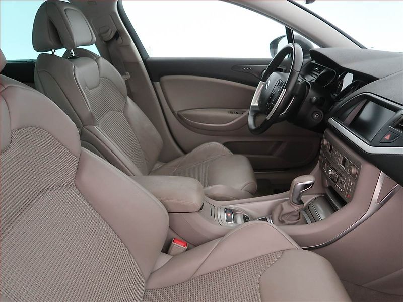 Citroën C5 (2013) 2.2 HDI, Automat, Serv.kniha - fotka 9 z 16