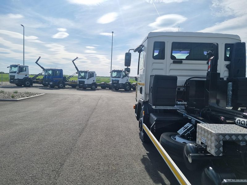 MAN TGL 12.180 NOVÝ NOSIČ KONTEJNERU 8 - fotka 8 z 21