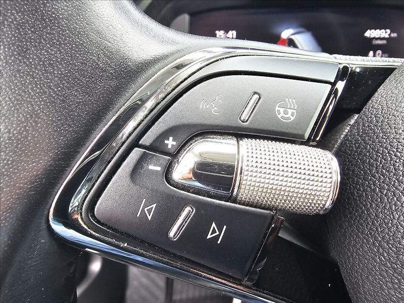 Škoda Octavia IV 1,5TSi Style LED ČR DPH - fotka 16 z 39