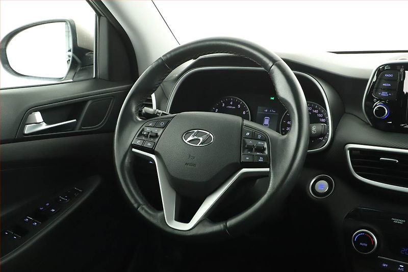 Hyundai Tucson (2020) 1.6 GDI, Serv.kniha, Navi - fotka 13 z 16
