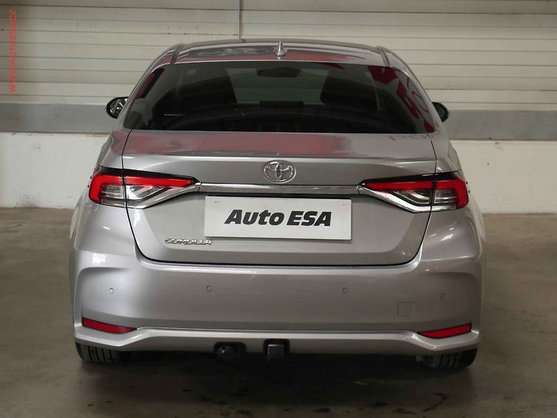 Toyota Corolla (2021) 1.6i, ČR, servis.kniha, LED - fotka 5 z 20