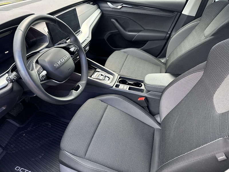 Škoda Octavia (2026) Combi 1.5 TSI DSG Selection - fotka 7 z 33