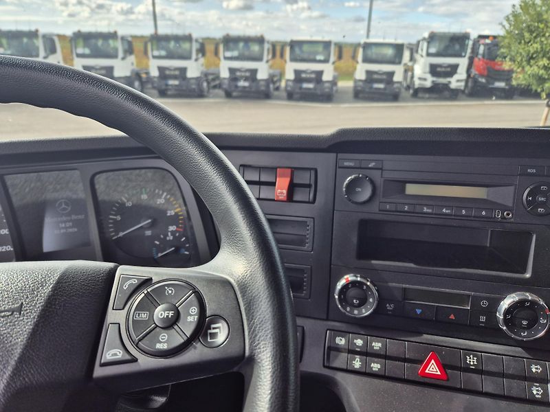 Mercedes-Benz Atego 1827 AROCS 4x4 KONTEJNEROVKA - fotka 19 z 31