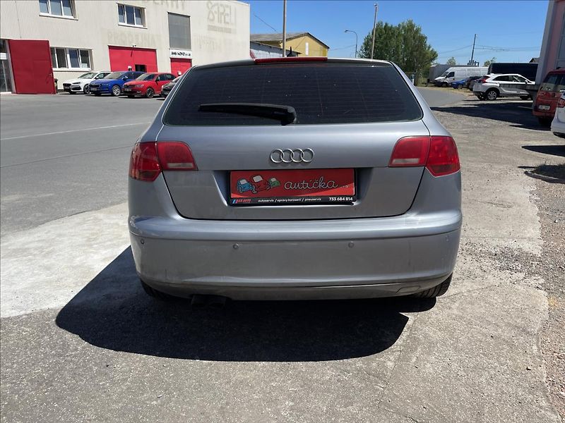 Audi A3 2,0 TDi 103kW*S-line*servis - fotka 6 z 47