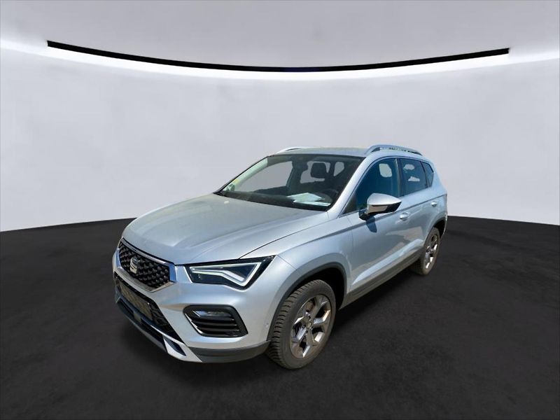 Seat Ateca 2,0 TDI TAŽNÉ,KAMERA,KŮŽE - fotka 1 z 11