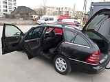 Mercedes-Benz Třídy C 2,2CDi 105kW Automat !! - náhled 25