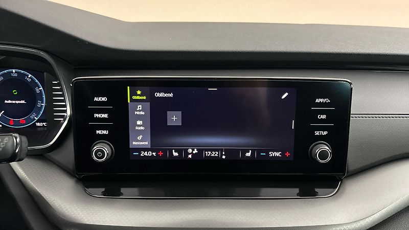 Škoda Octavia 2.0 TDI Ambition Combi - fotka 11 z 26
