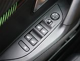 Peugeot 2008 (2024) 1.2 PureTech, ČR,1.maj - náhled 13