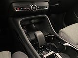 Volvo XC40 B3 DARK PLUS AUT CZ - náhled 27