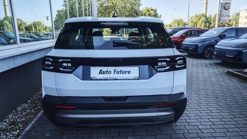 Jeep Compass (2026) Altitude hybrid 145PS automat  - fotka 10 z 40