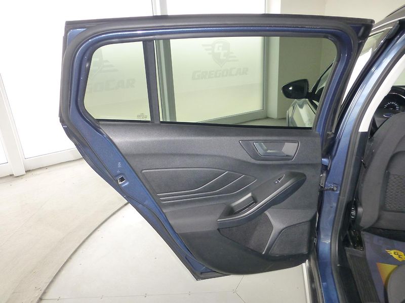 Ford Focus (2020) 2,0TDCI**VYHŘ VOLANT+SED**NAVI - fotka 15 z 27