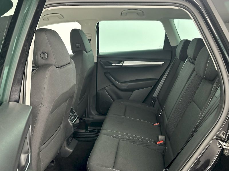 Škoda Karoq (2024) DSG 1.5TSI 110kW Selection Fre - fotka 8 z 29