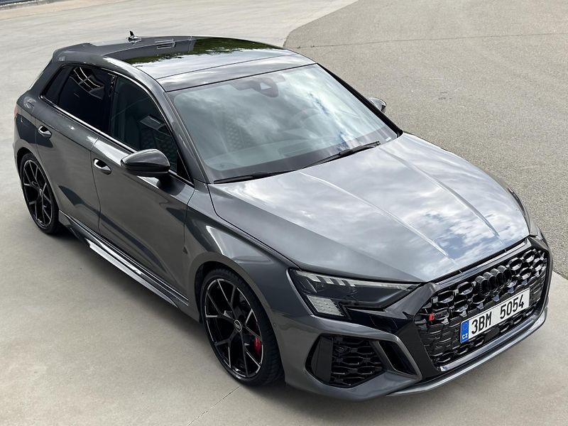Audi RS 3 (2024) - fotka 3 z 9
