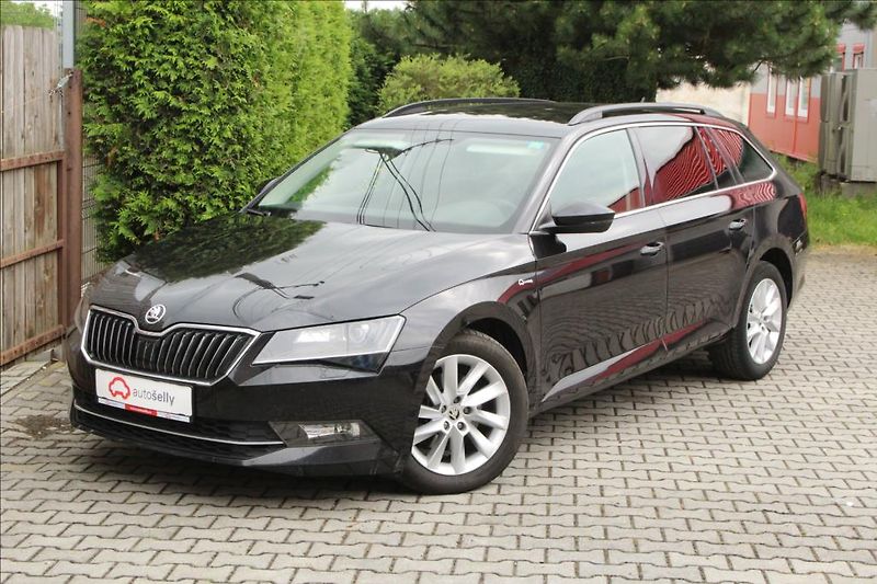 Škoda Superb 2,0 TDi  AMBITION 4X4 110kW - fotka 1 z 24