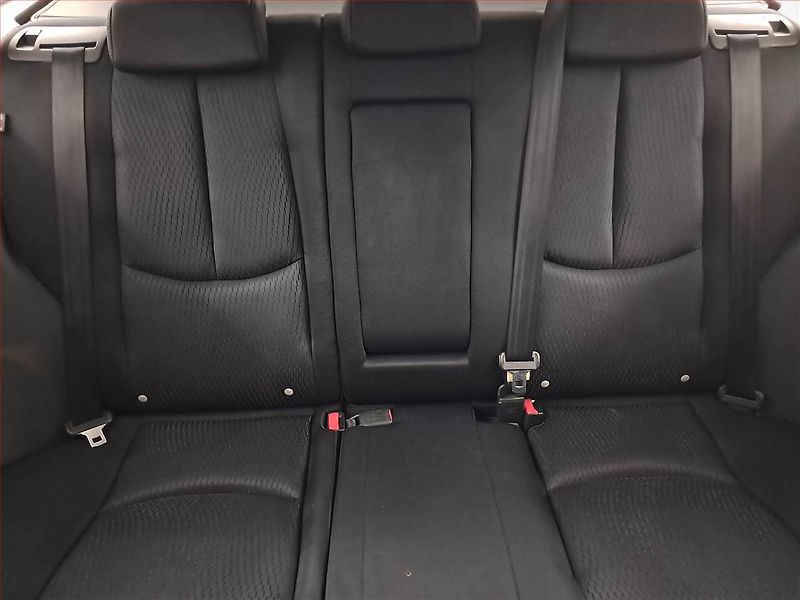 Mazda 6 (2010) 2.0, Automat, Xenony, Tempomat - fotka 9 z 17