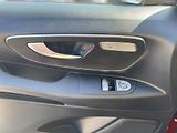 Mercedes-Benz Vito 124 CDI/L 4M TS 8 míst - náhled 20