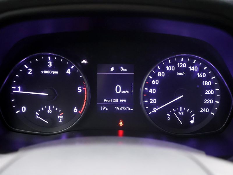 Hyundai i30 1,6 CRDi 85kW Smart LED CZ - fotka 16 z 36