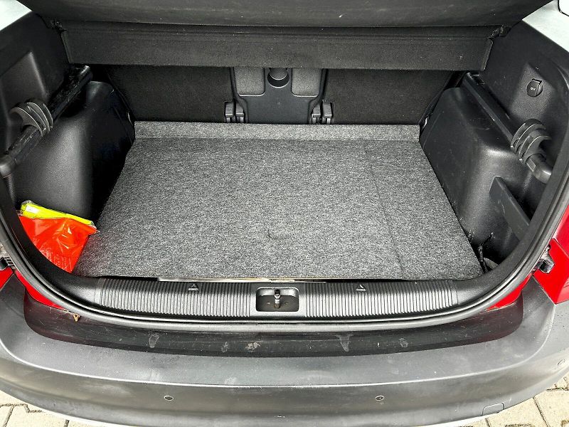 Škoda Yeti (2010) 2.0 TDI 103kW 4x4 DSG Ambition - fotka 26 z 30