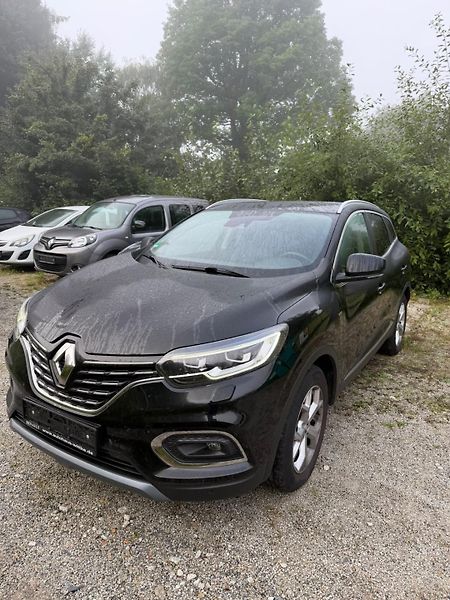 Renault Kadjar (2021) 1.3TCe Bose - fotka 2 z 21
