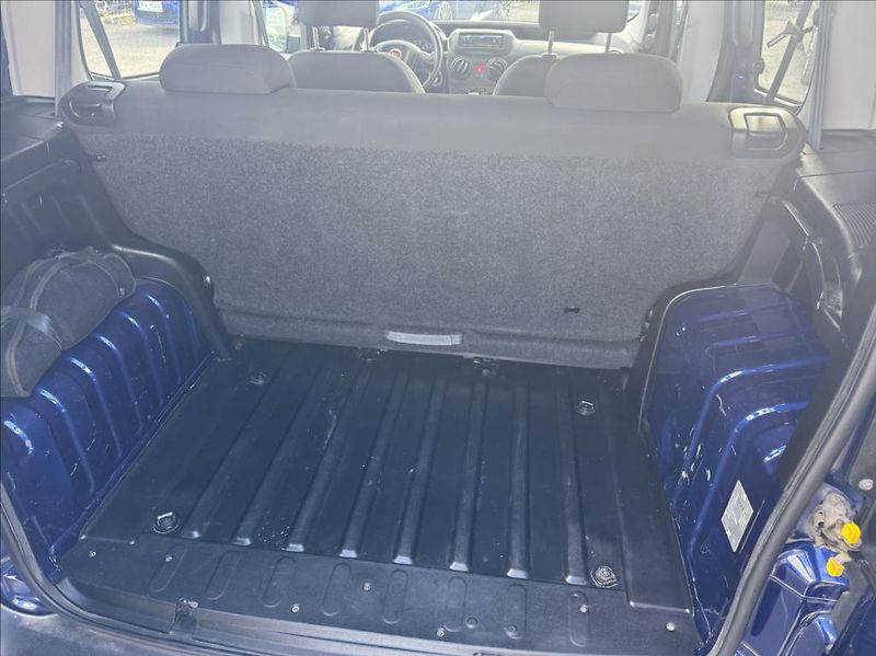 Fiat Fiorino 1,3 JTD - fotka 9 z 16