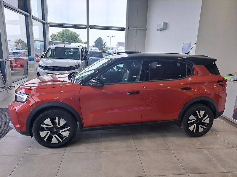 Opel Frontera GS Mild-Hybrid 7 míst- automat - fotka 3 z 36
