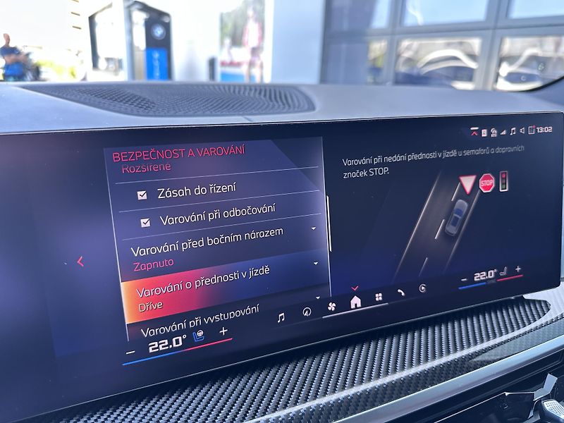 BMW X5 M60i xDrive - fotka 23 z 31