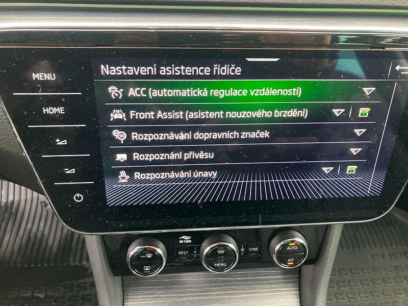 Škoda Superb (2020) 2.0TDI 147kW 4X4 DSG STYLE + - fotka 30 z 35