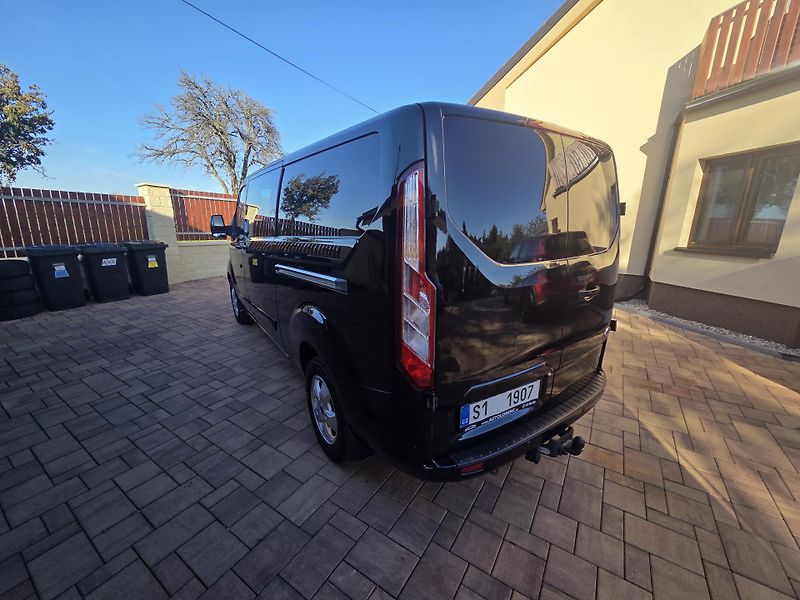 Ford Transit Custom 2.2TDCI L2 114kw 6míst - fotka 10 z 42