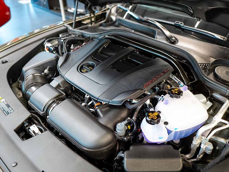 Dodge Charger (2026) 3.0 Scat Pack 4D AWD 550HP - fotka 34 z 36