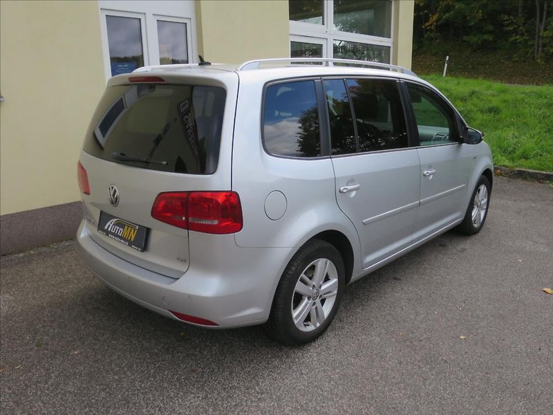 Volkswagen Touran 1,4  TSI MATCH - fotka 7 z 34