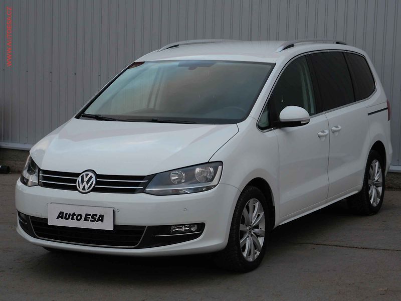 Volkswagen Sharan (2015) 2.0TDi, ČR, Highline, DSG - fotka 3 z 25