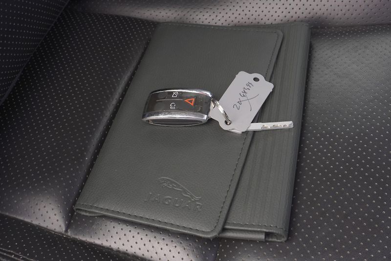 Jaguar XK8 4,2I AUT. - fotka 41 z 41