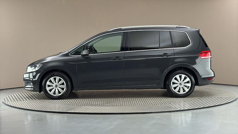 Volkswagen Touran 1.5 TSI Comfortline - fotka 4 z 26