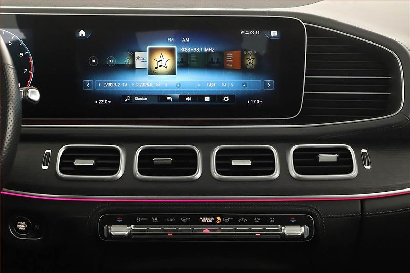 Mercedes-Benz GLS (2020) 580 4MATIC - fotka 13 z 20