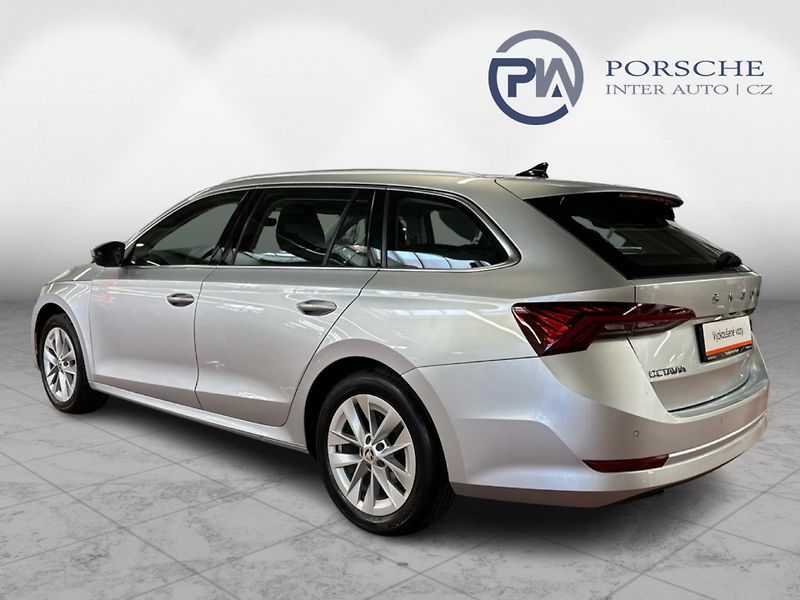 Škoda Octavia 2,0TDi 110kW STYLE KOMFORT DSG - fotka 4 z 25