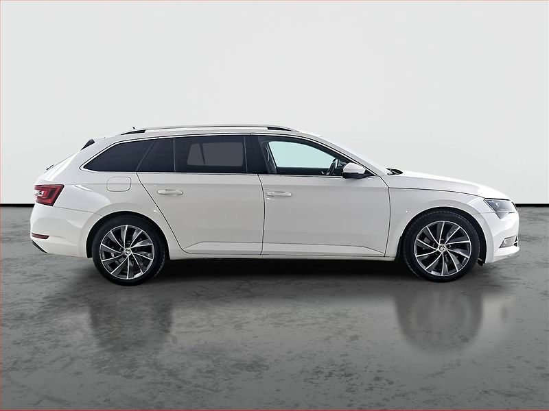 Škoda Superb (2017) Laurin&Klement 2.0 TDI 4x4 - fotka 6 z 24