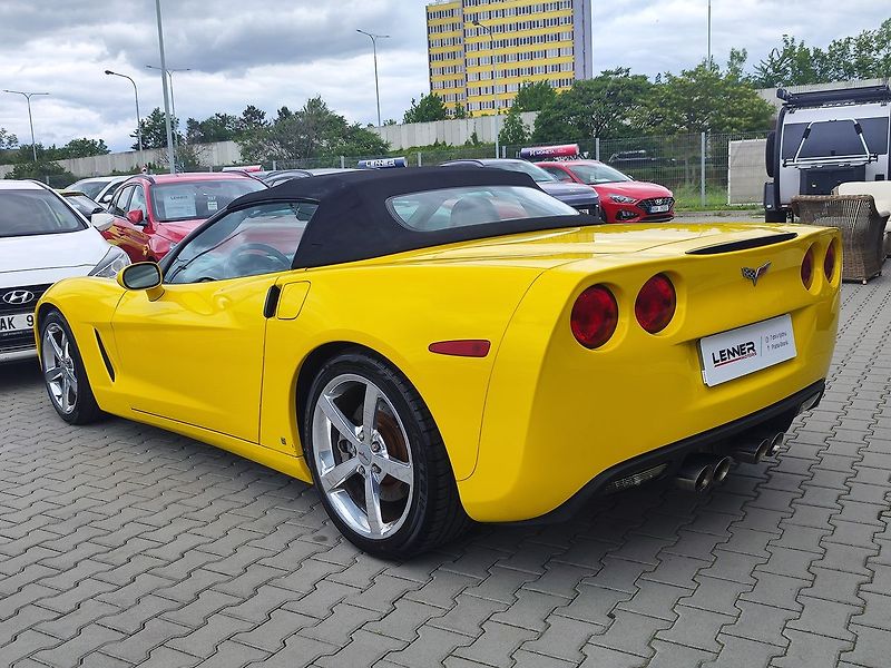 Chevrolet Corvette 6.2L/321kW V8 LS3 Cabrio - fotka 12 z 32