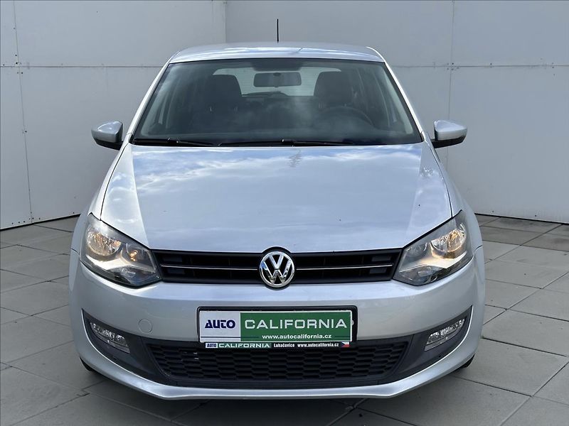 Volkswagen Polo 1,6 TDi Klimatizace serviska - fotka 3 z 35